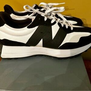 New Balance 327 “Crocodile”